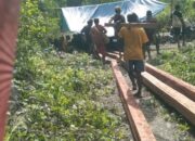 Kursi Empuk Tak Boleh Membuat Hati Keras, Swadaya Masyarakat RW I Desa Pido Untuk Pembangunan Jembatan