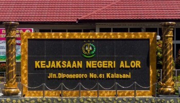 Dari Temuan IRDA Hingga Skandal Proyek ‘Main Sendiri’, Kades Taslim Dilaporkan Ke Kejari Alor