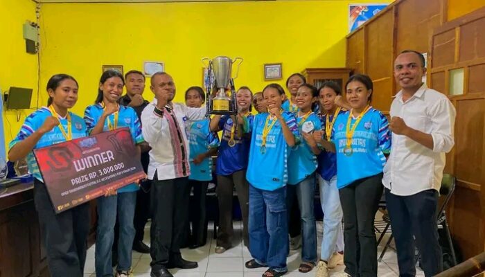 OZ Accessories Cup II, Tim Futsal Putri Untrib Kalabahi Juara 1 Usai Menang Telak Versus Starball Ledies